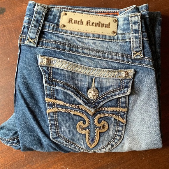 Rock Revival Jeans - Picture 2 of 5